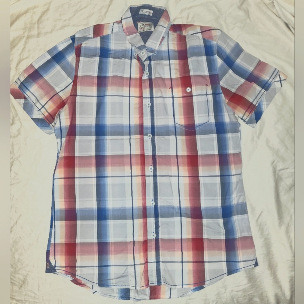 7 Diamonds Medium Men's Button Up Shirt